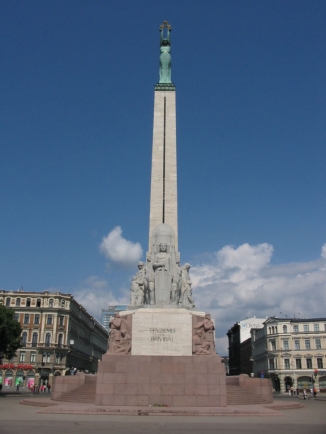 20100101133747!Freedom_Monument_Riga